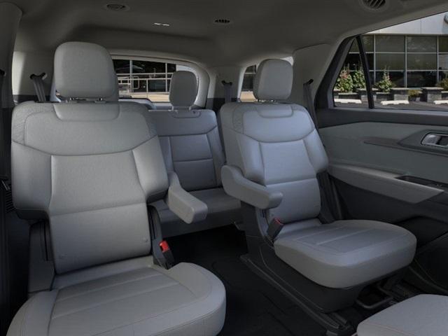 new 2025 Ford Explorer car, priced at $41,093
