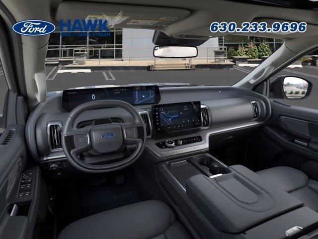 new 2025 Ford Expedition car, priced at $78,390