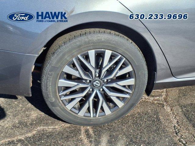 used 2023 Nissan Altima car, priced at $20,999