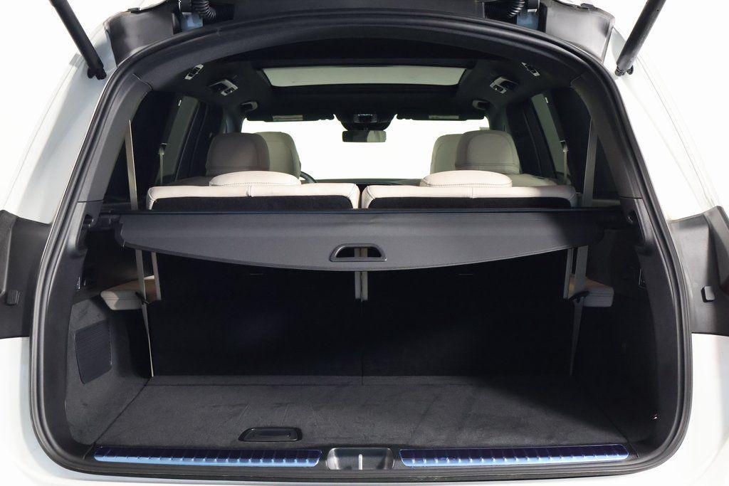 new 2025 Mercedes-Benz GLS 580 car, priced at $117,645