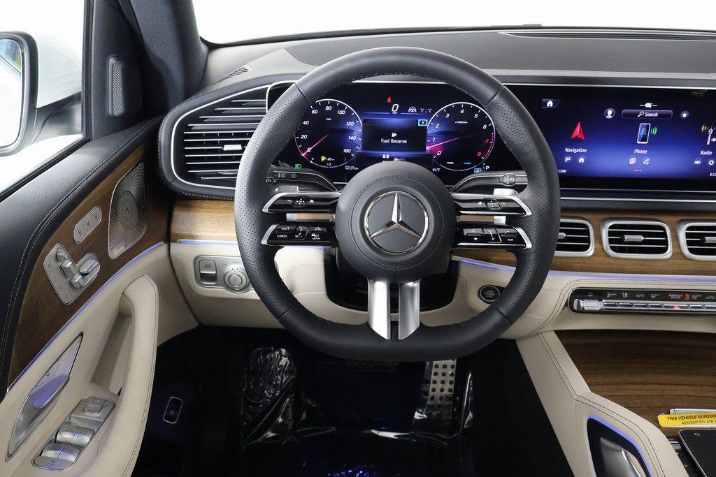 new 2025 Mercedes-Benz GLS 580 car, priced at $117,645