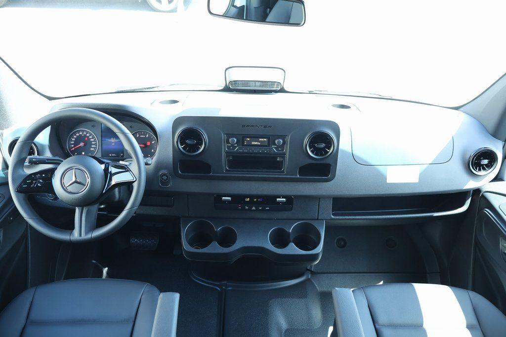 new 2025 Mercedes-Benz Sprinter 2500 car, priced at $65,716