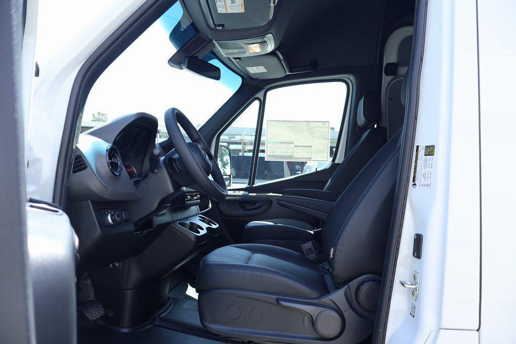 new 2025 Mercedes-Benz Sprinter 2500 car, priced at $65,716