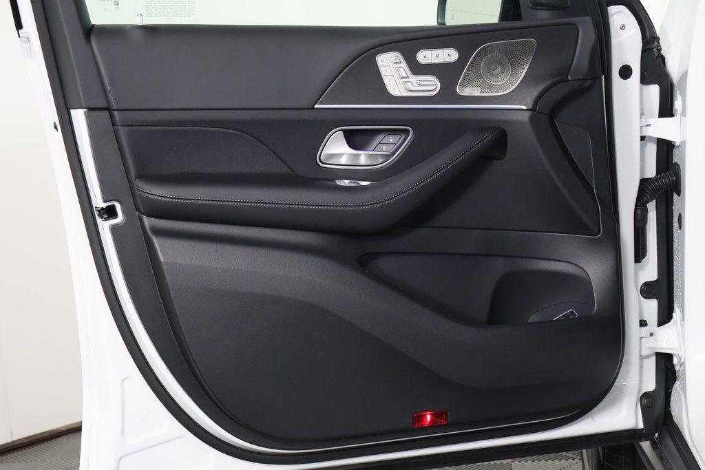 new 2026 Mercedes-Benz GLS 450 car, priced at $100,150