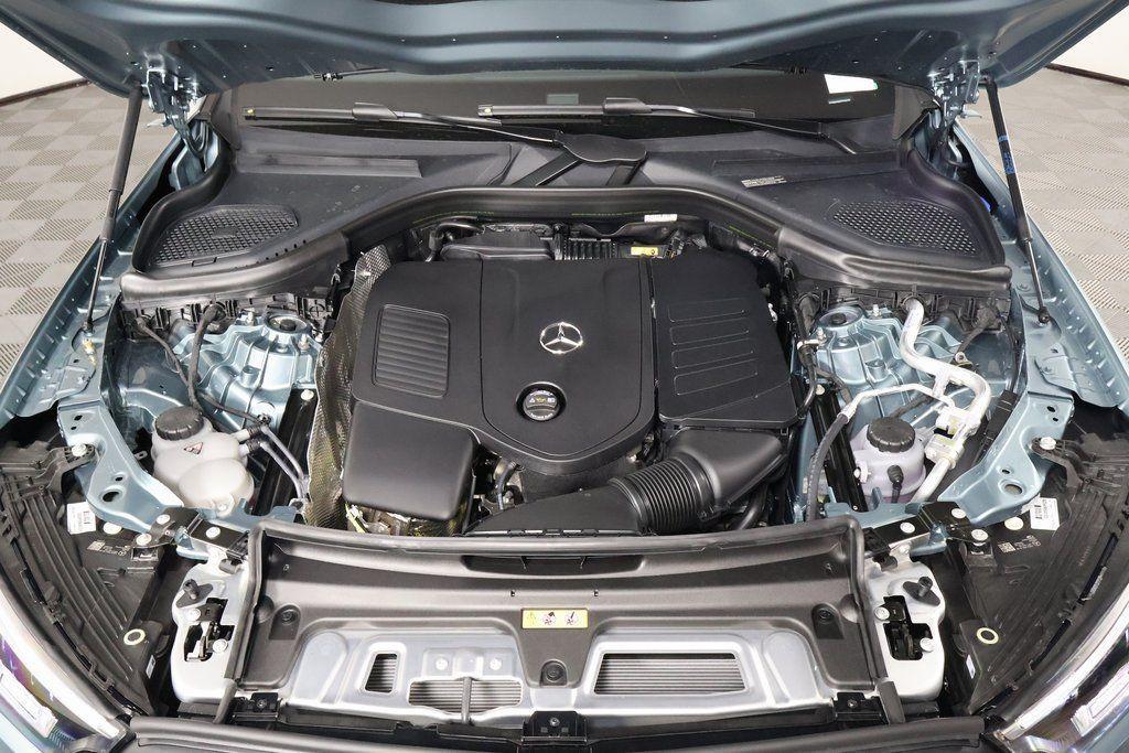 new 2026 Mercedes-Benz GLC 300 car, priced at $58,350