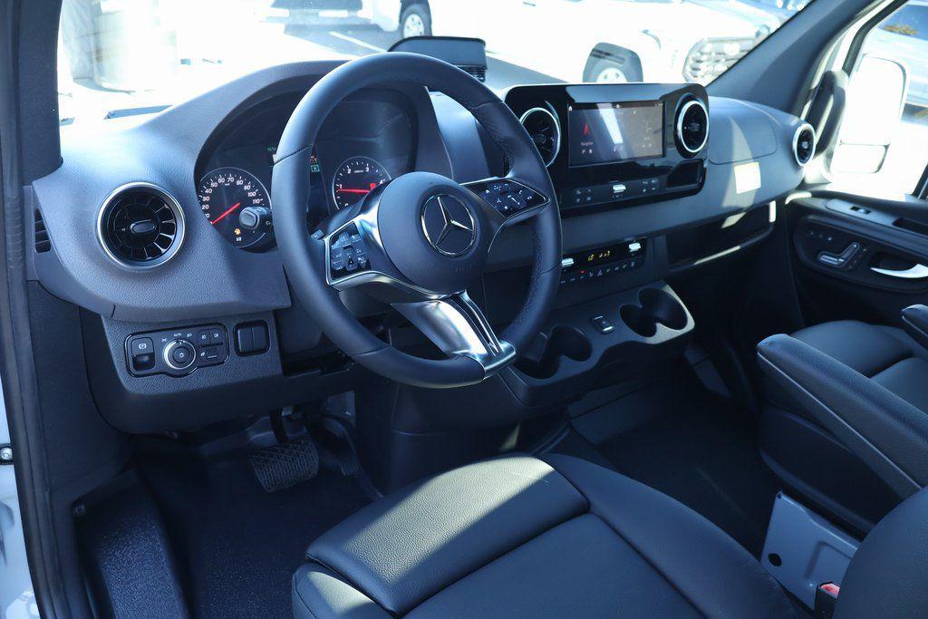 new 2025 Mercedes-Benz Sprinter 2500 car, priced at $91,268