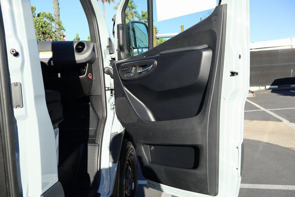 new 2025 Mercedes-Benz Sprinter 2500 car, priced at $91,268