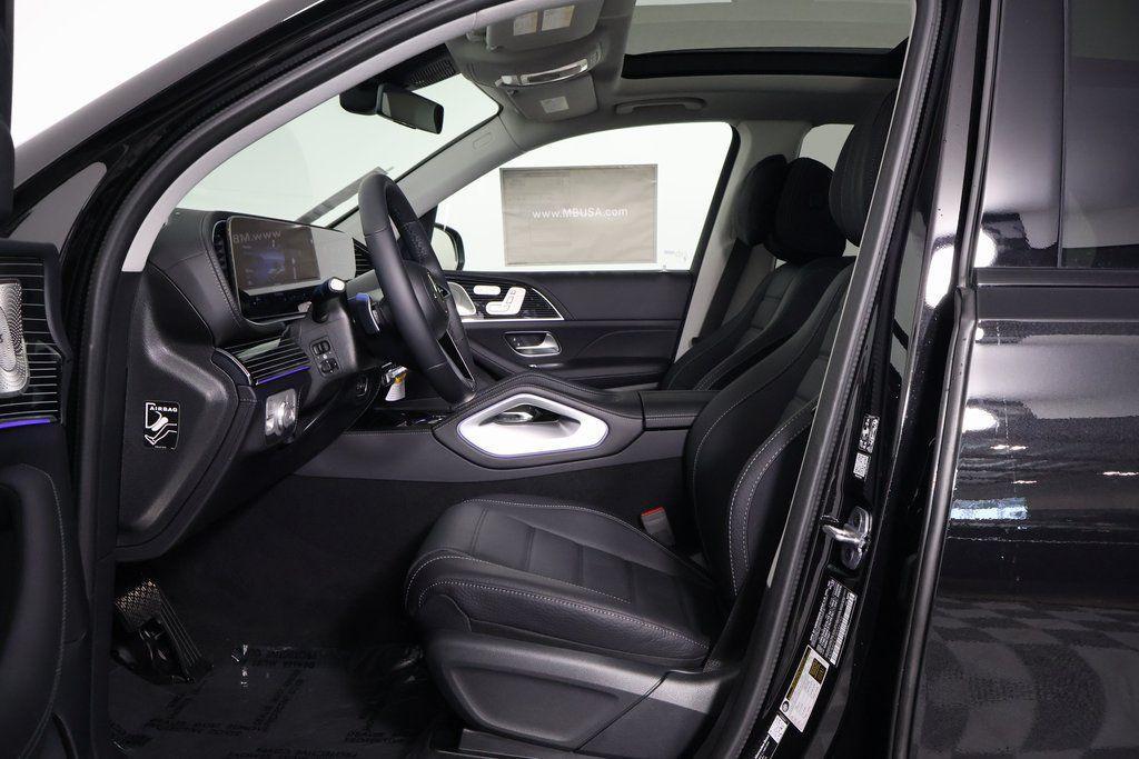 new 2026 Mercedes-Benz GLE 580 car, priced at $105,175
