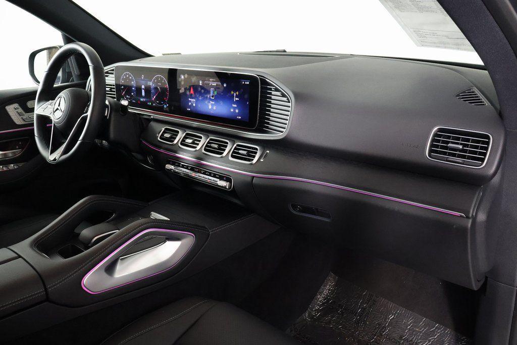 used 2025 Mercedes-Benz GLE 450 car, priced at $71,988