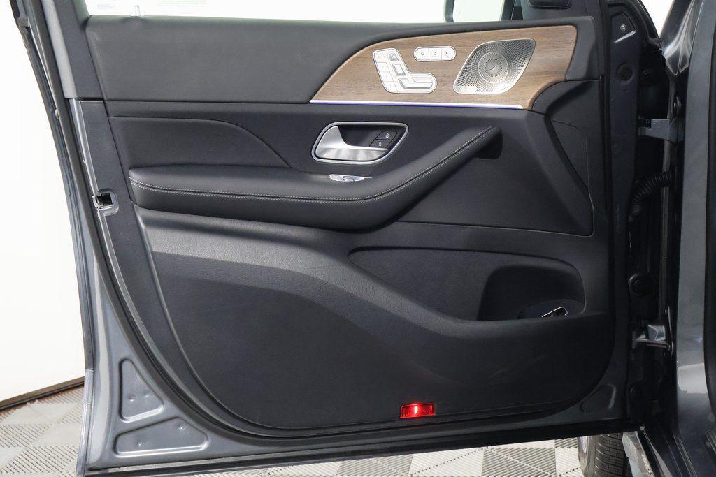 used 2025 Mercedes-Benz GLE 350 car, priced at $62,288