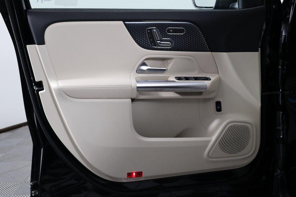 new 2026 Mercedes-Benz GLA 250 car, priced at $45,555
