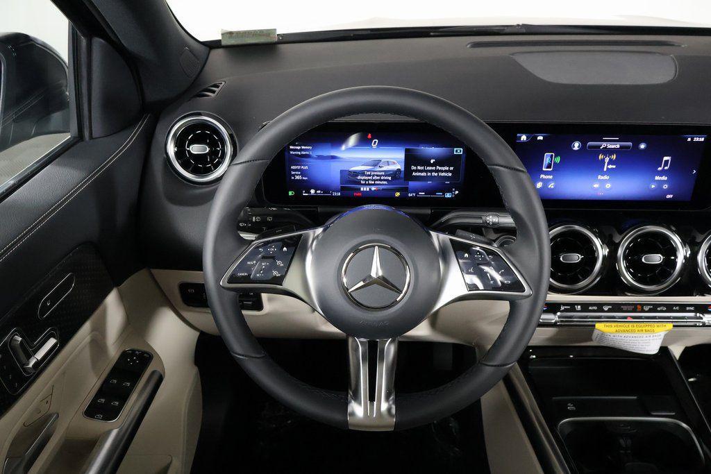 new 2026 Mercedes-Benz GLA 250 car, priced at $45,555