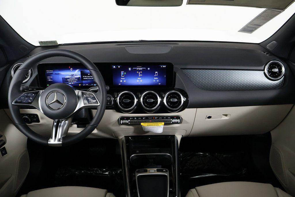 new 2026 Mercedes-Benz GLA 250 car, priced at $45,555