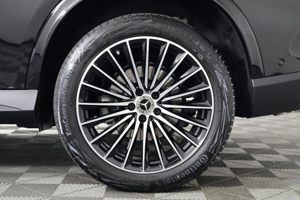 new 2026 Mercedes-Benz GLC 300 car, priced at $61,960