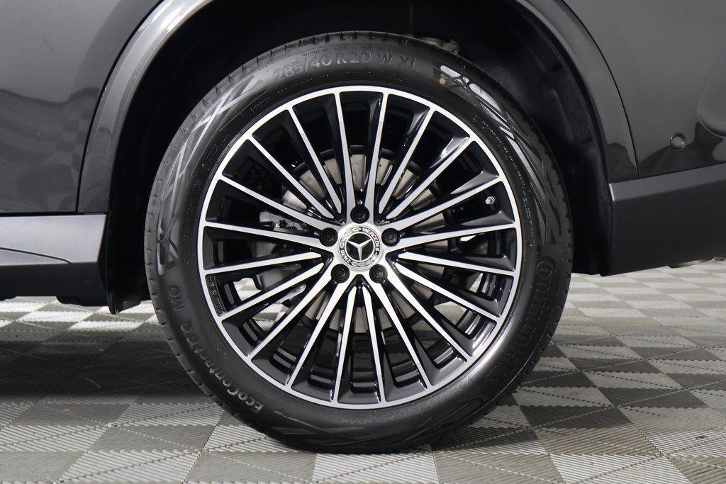 new 2026 Mercedes-Benz GLC 300 car, priced at $61,300