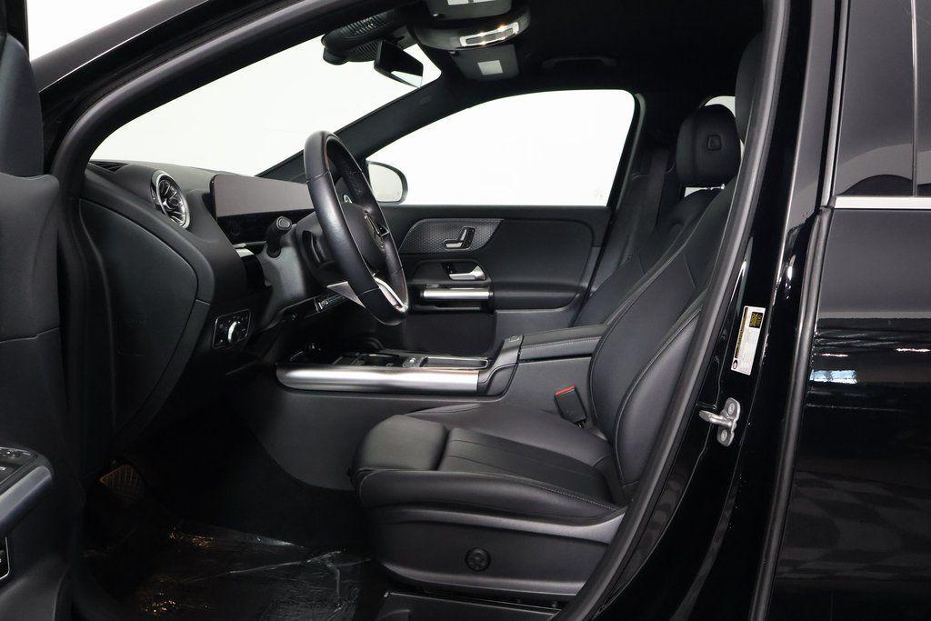 used 2025 Mercedes-Benz GLA 250 car, priced at $39,588