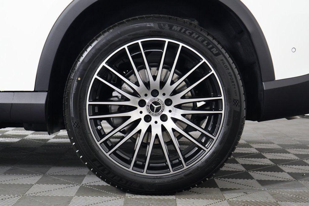 new 2026 Mercedes-Benz GLC 300 car, priced at $56,440