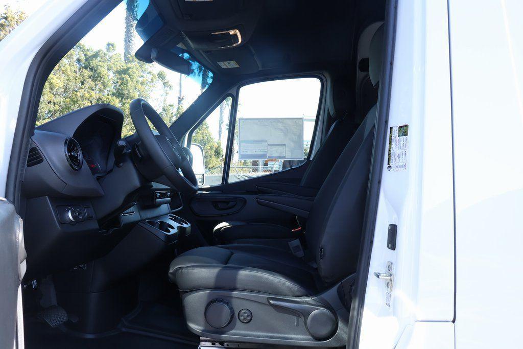 new 2025 Mercedes-Benz Sprinter 3500 car, priced at $71,900