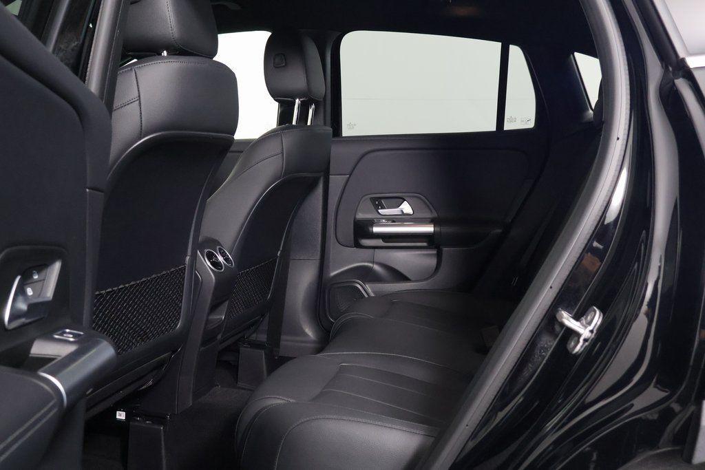 used 2025 Mercedes-Benz GLA 250 car, priced at $39,988