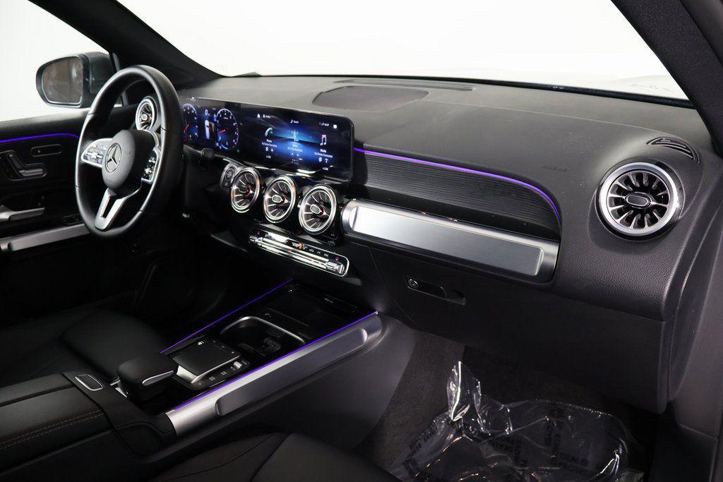 used 2023 Mercedes-Benz GLB 250 car, priced at $30,588