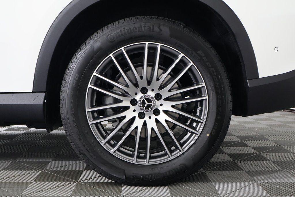 new 2026 Mercedes-Benz GLC 300 car, priced at $51,550