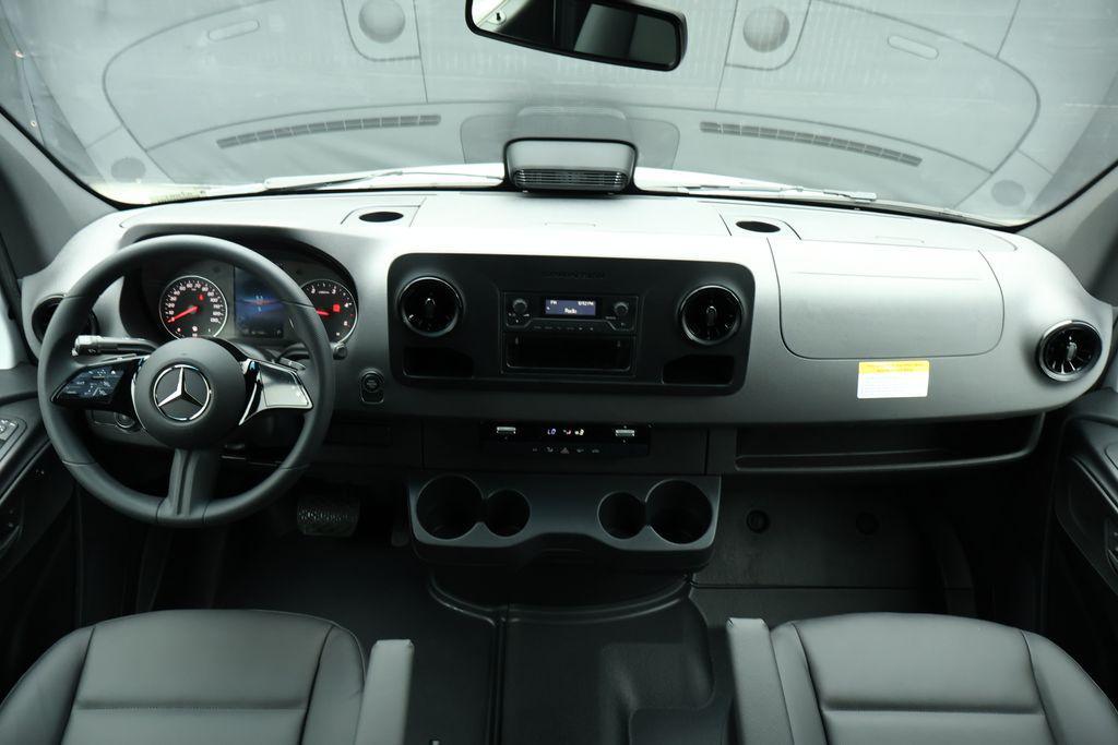new 2025 Mercedes-Benz Sprinter 2500 car, priced at $65,188