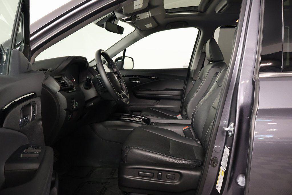 used 2021 Honda Pilot car, priced at $30,600