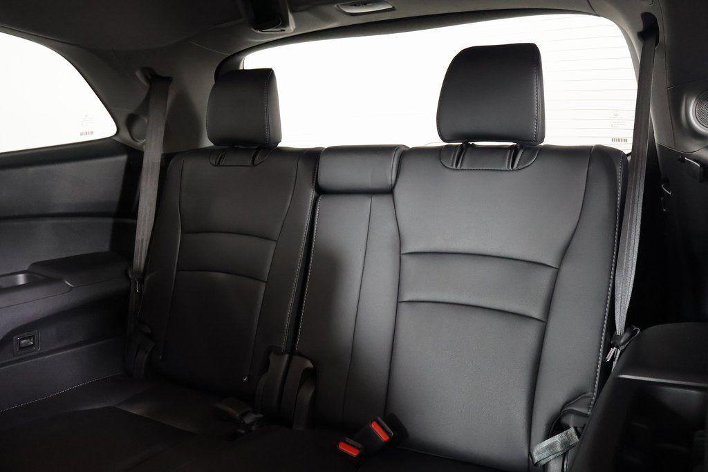 used 2021 Honda Pilot car, priced at $30,600