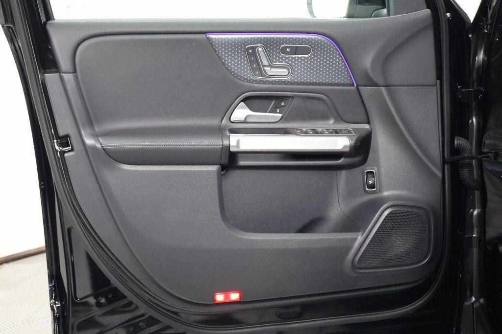used 2025 Mercedes-Benz GLB 250 car, priced at $43,888