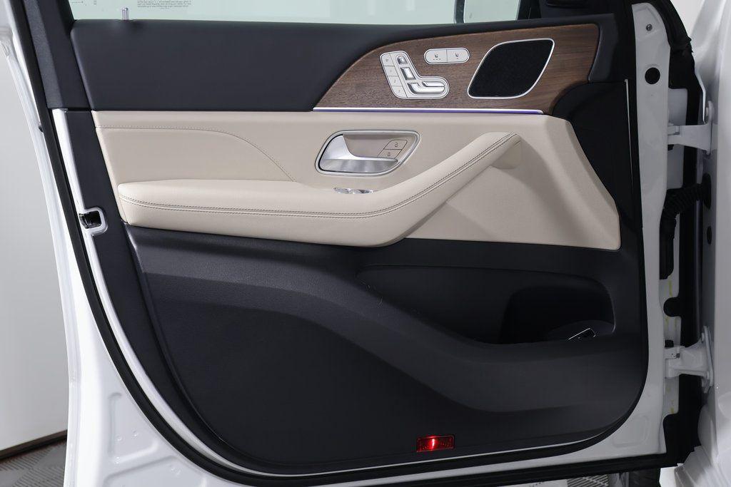 new 2026 Mercedes-Benz GLE 450 car, priced at $80,680