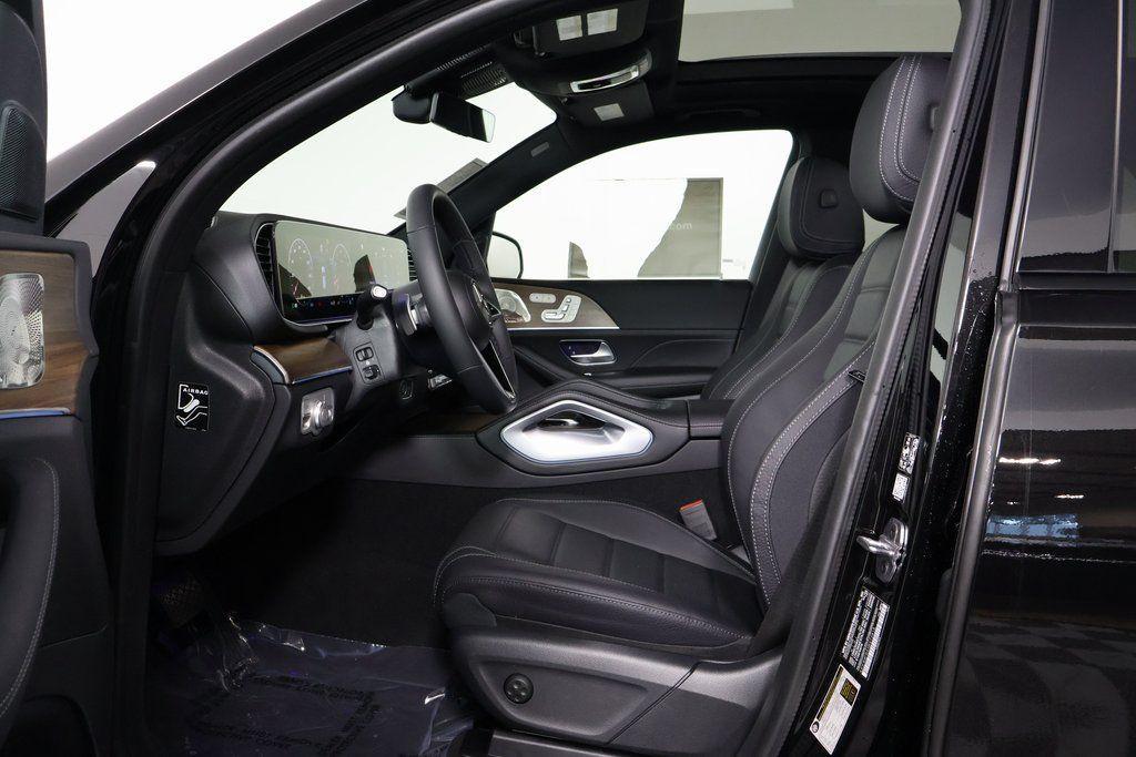 new 2025 Mercedes-Benz GLE 580 car, priced at $95,495