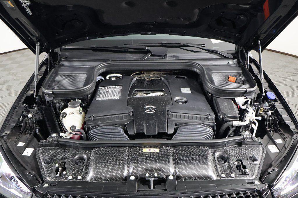 new 2025 Mercedes-Benz GLE 580 car, priced at $95,495