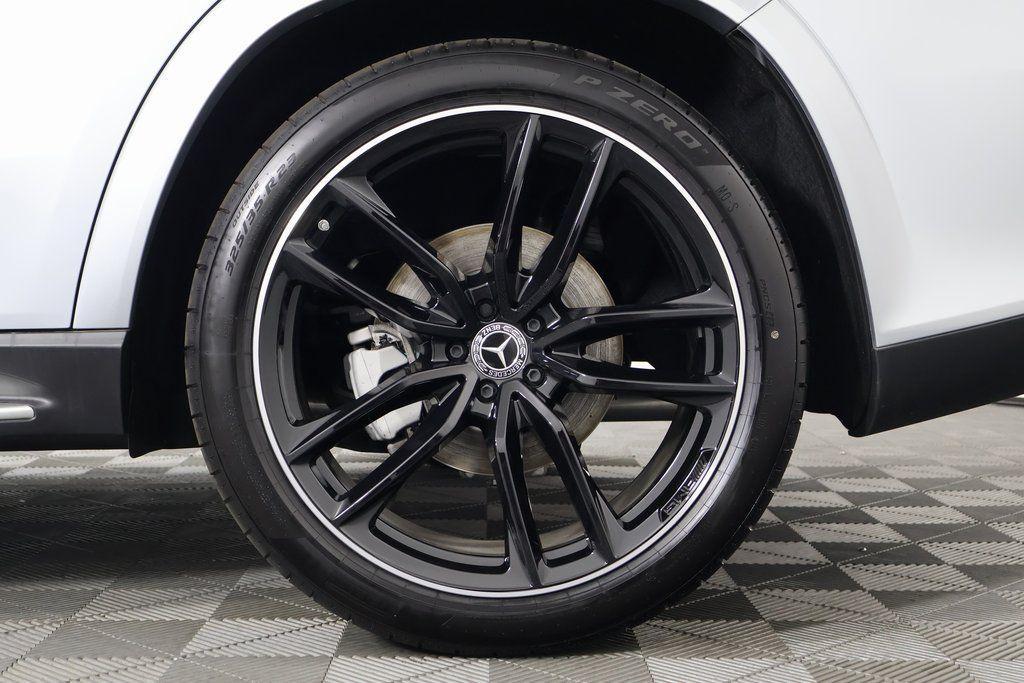 new 2025 Mercedes-Benz GLS 580 car, priced at $124,800