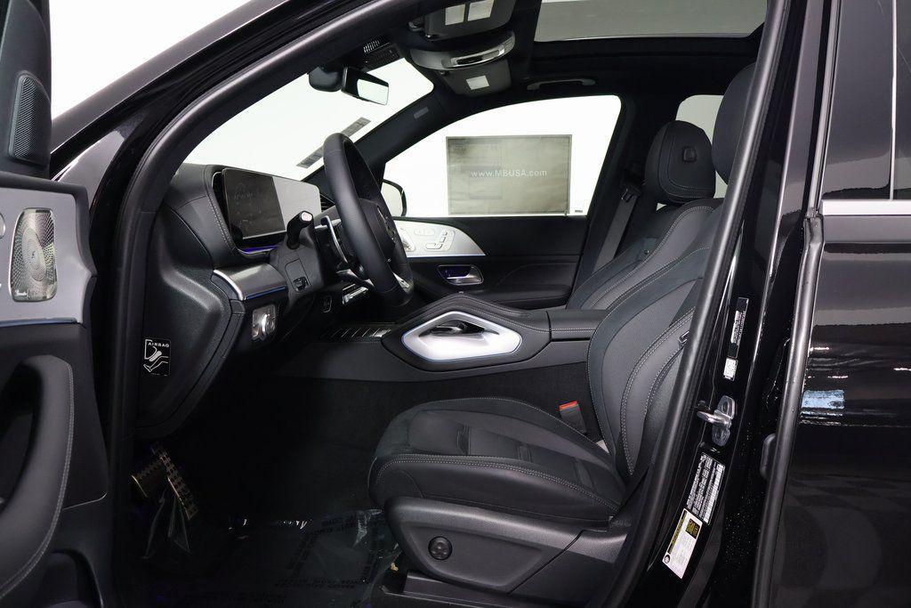 new 2025 Mercedes-Benz AMG GLE 53 car, priced at $90,635