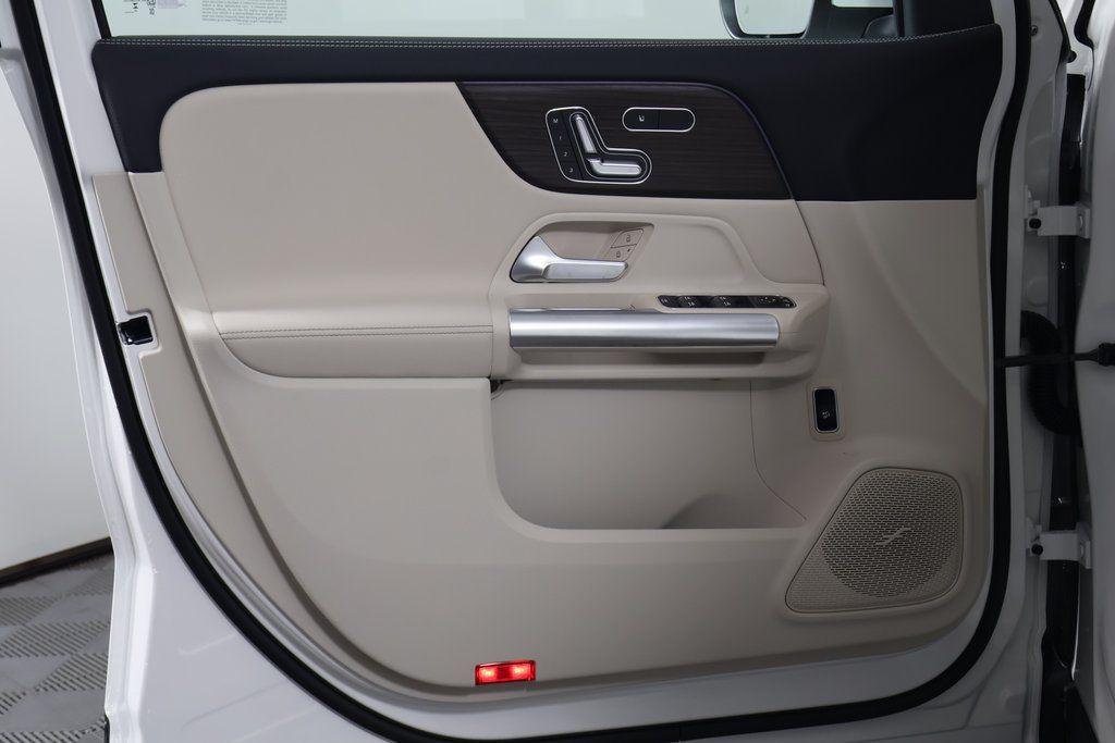 new 2026 Mercedes-Benz GLA 250 car, priced at $47,690