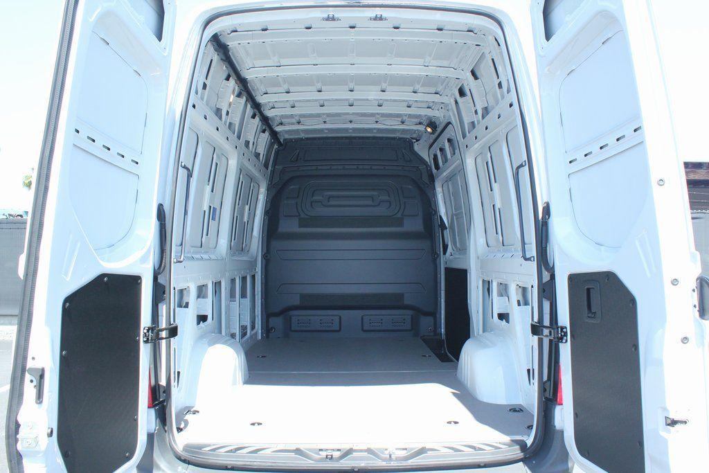 new 2025 Mercedes-Benz Sprinter 2500 car, priced at $59,609
