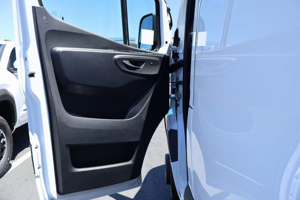 new 2025 Mercedes-Benz Sprinter 3500 car, priced at $72,727