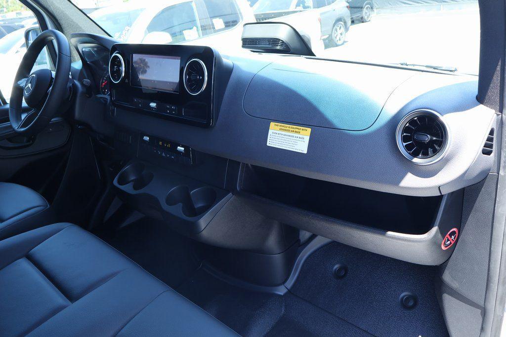 new 2025 Mercedes-Benz Sprinter 3500 car, priced at $72,727