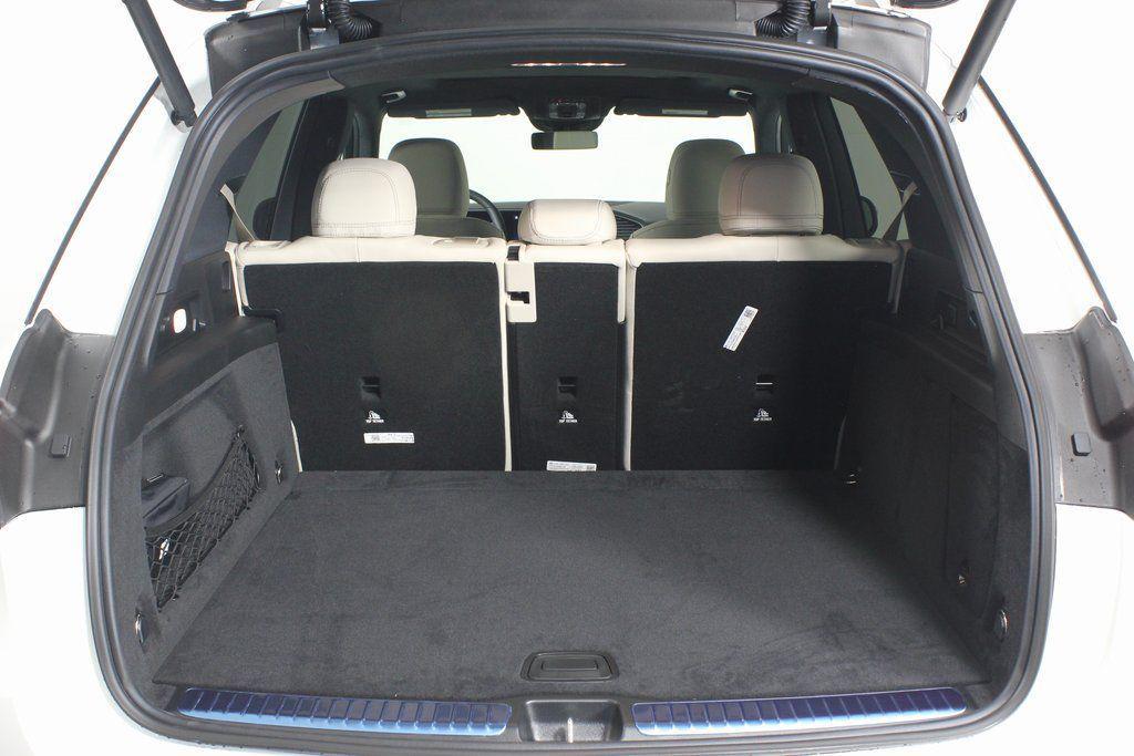 new 2025 Mercedes-Benz GLE 350 car, priced at $64,795