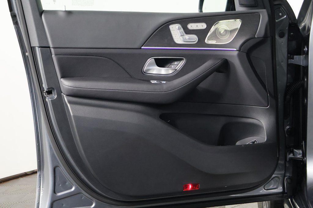 new 2026 Mercedes-Benz GLE 450 car, priced at $79,800