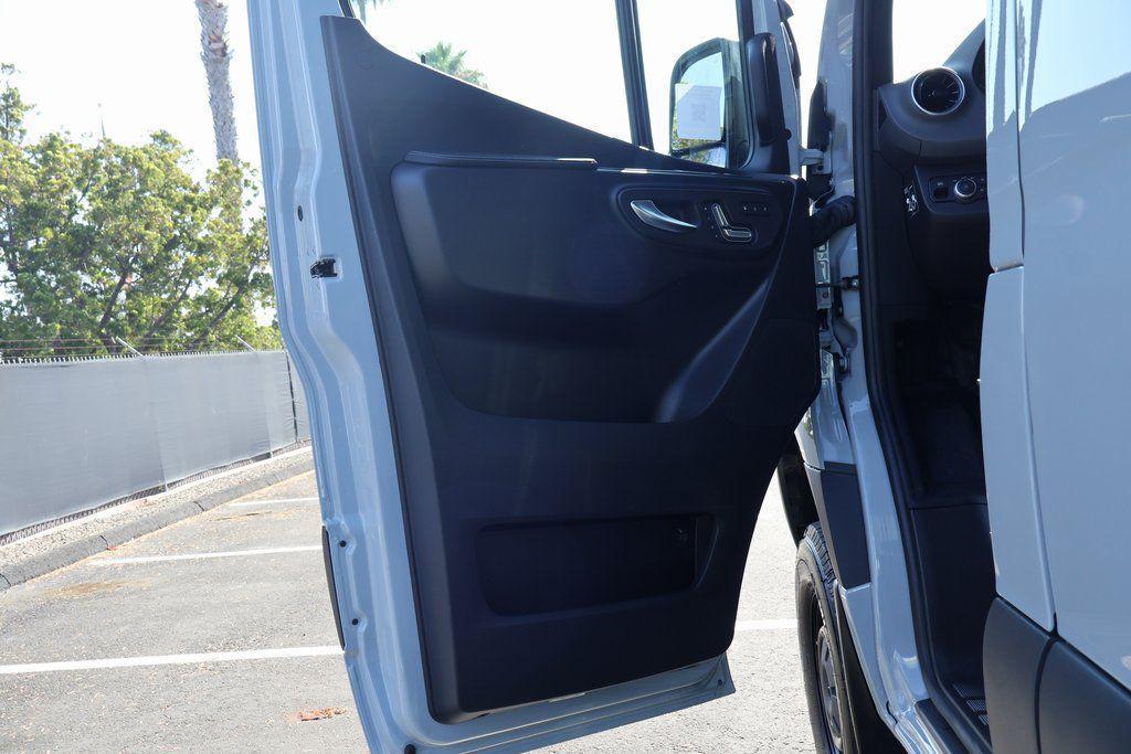 new 2025 Mercedes-Benz Sprinter 2500 car, priced at $84,012