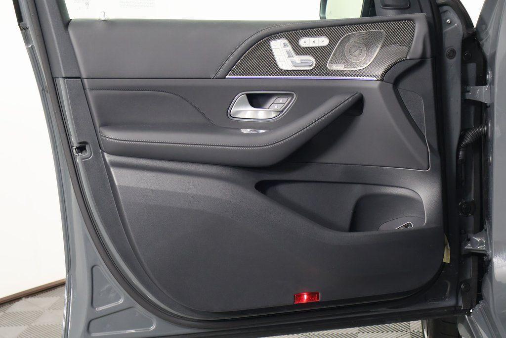 new 2025 Mercedes-Benz AMG GLE 53 car, priced at $104,825