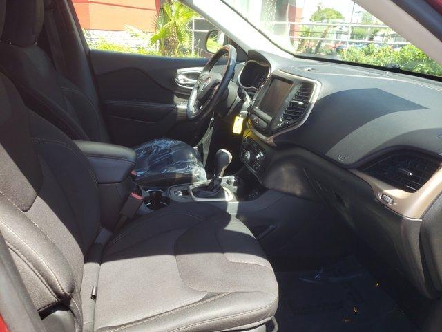 used 2015 Jeep Cherokee car, priced at $11,995