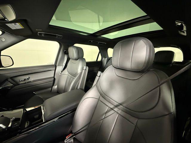 new 2025 Land Rover Range Rover Sport car