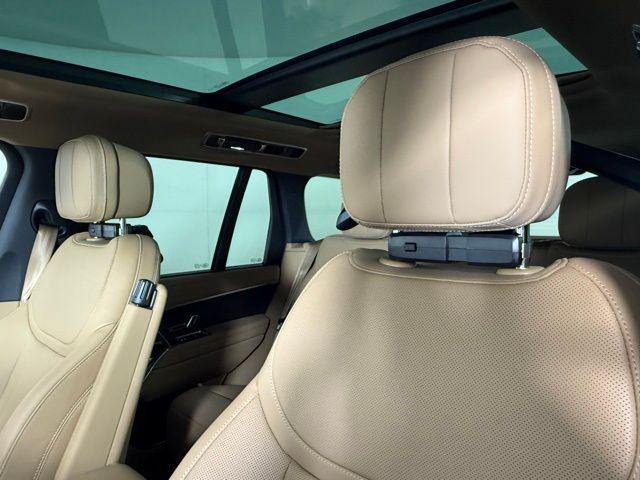 new 2025 Land Rover Range Rover car, priced at $126,575