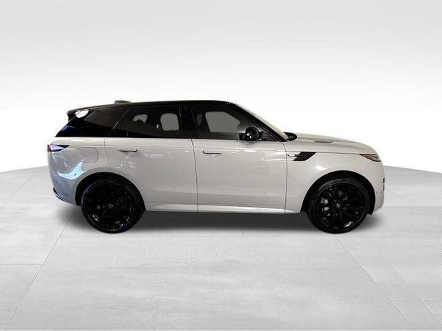 new 2025 Land Rover Range Rover Sport car