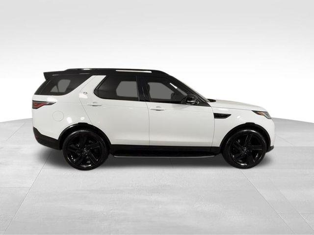 new 2025 Land Rover Discovery car