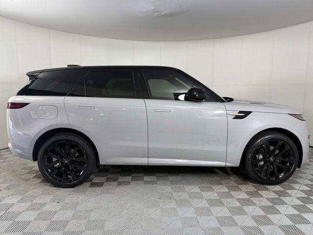new 2025 Land Rover Range Rover Sport car