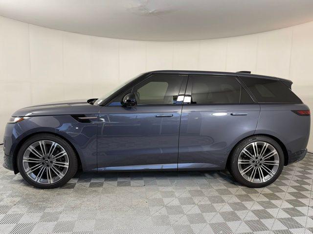 new 2025 Land Rover Range Rover Sport car
