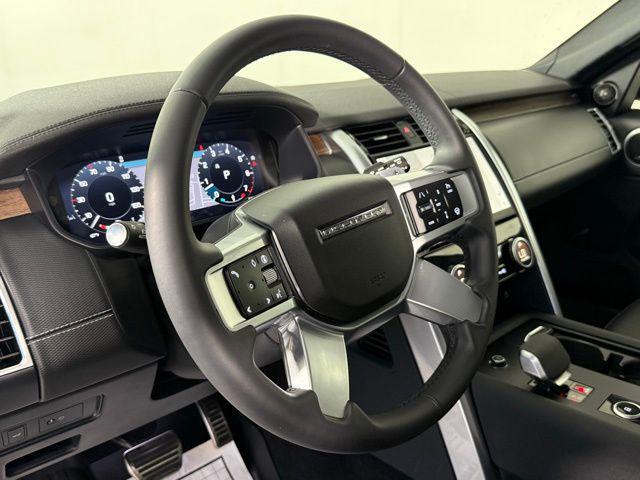 used 2024 Land Rover Discovery car, priced at $62,900